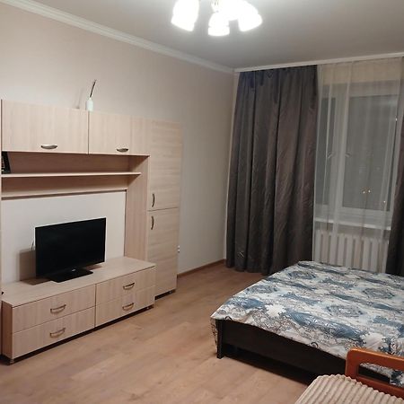 Appartement Cosy Flat à Kiev Extérieur photo