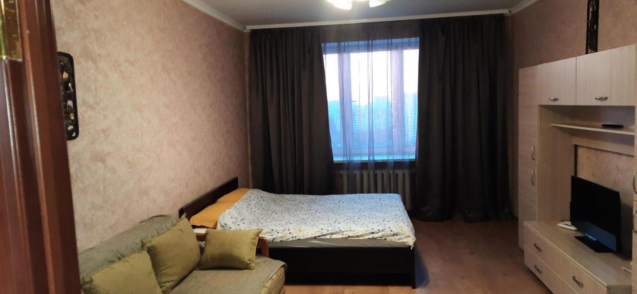 Appartement Cosy Flat à Kiev Extérieur photo