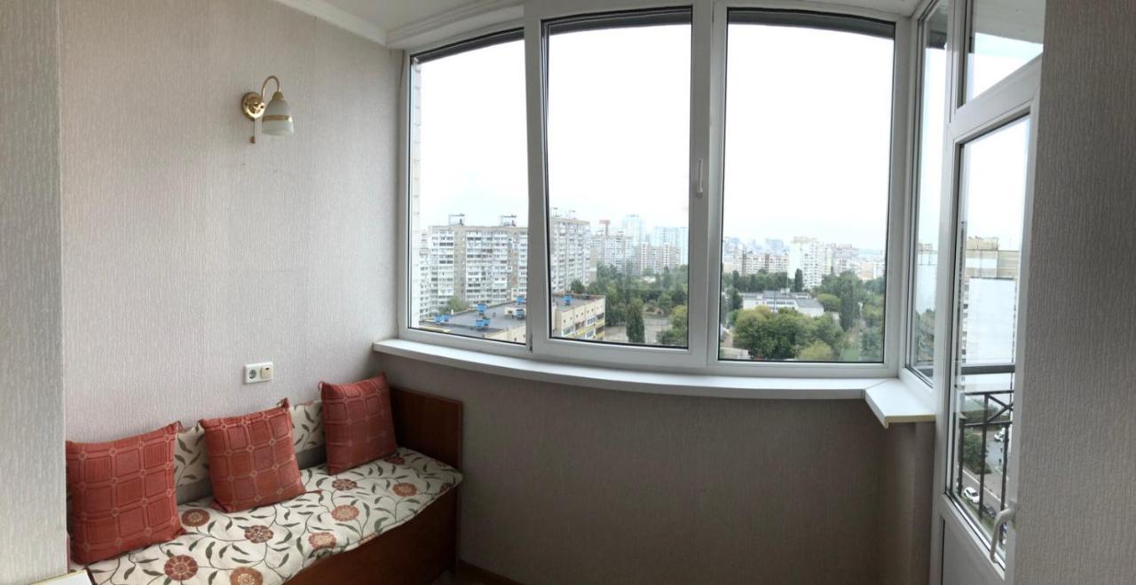 Appartement Cosy Flat à Kiev Extérieur photo